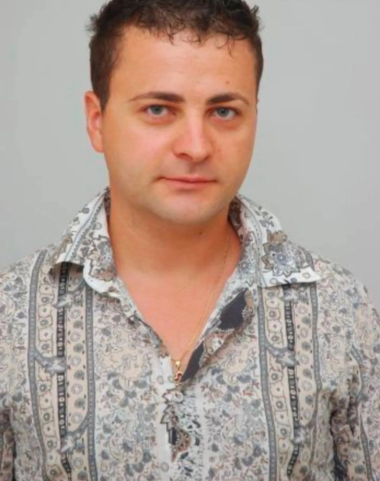 Вили Николов